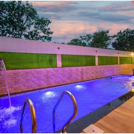 Laughtale Villa 4Bhk Swimming Pool โลนาวาลา ภายนอก รูปภาพ