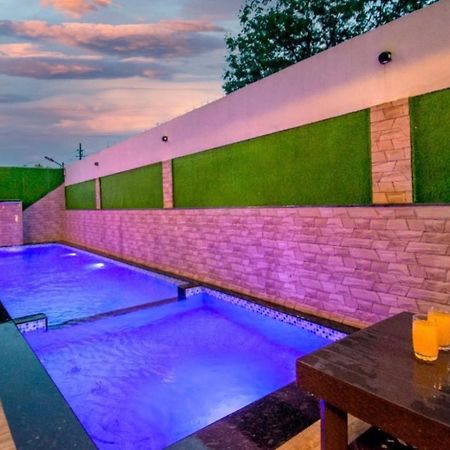 Laughtale Villa 4Bhk Swimming Pool โลนาวาลา ภายนอก รูปภาพ